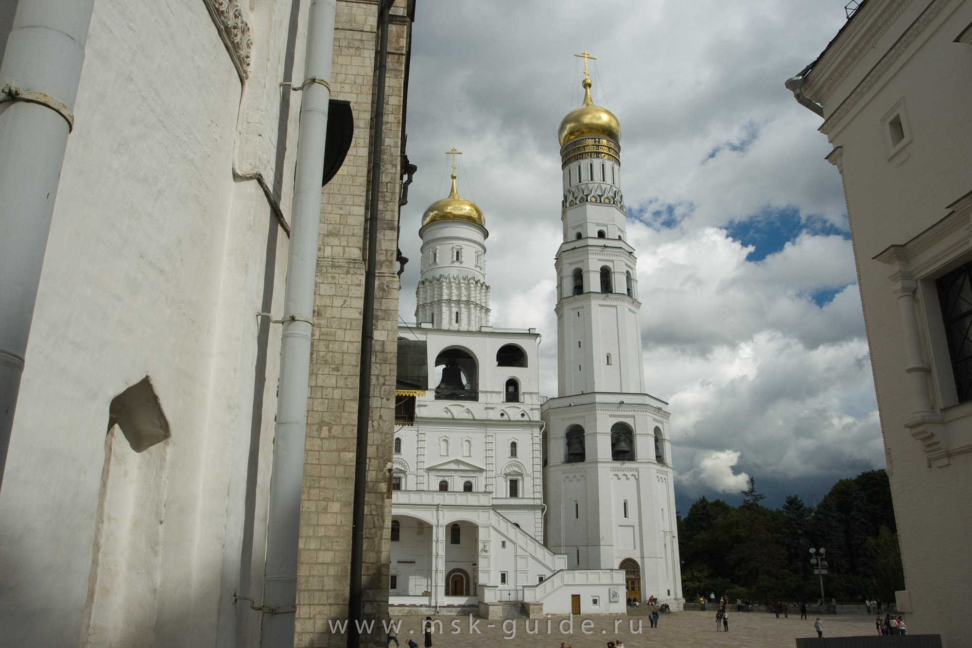 Собоная площадь Московского Кремля Собоная площадь Московского Кремля